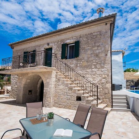 Villa Charonia Spanokhórion Екстериор снимка