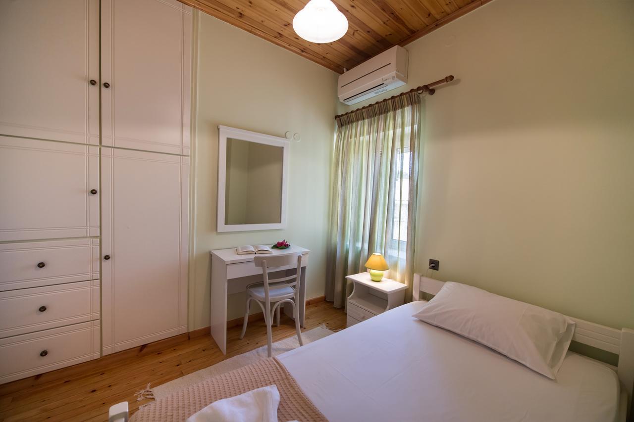 Villa Charonia Spanokhórion Екстериор снимка